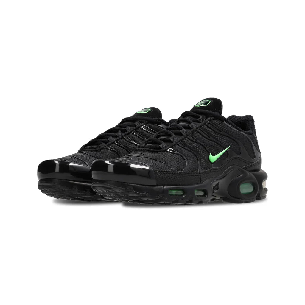 Nike Air Max Plus Black Green Strike