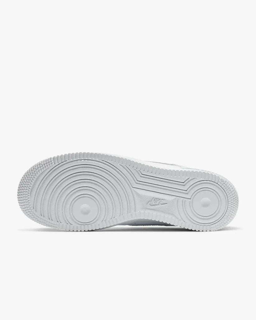 Nike Air Force 1 07 Triple White